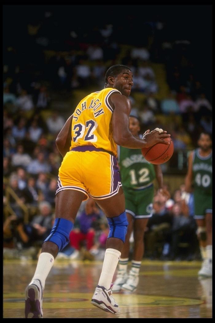 [图]凯恩点射萨内失空门 拜仁1-0门兴4分优势领跑.