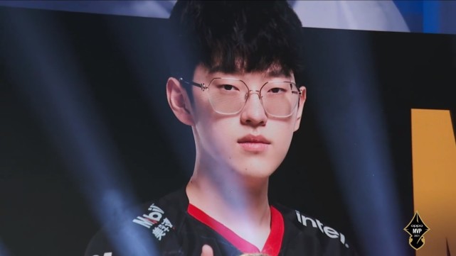 人提供了更 人提供了更